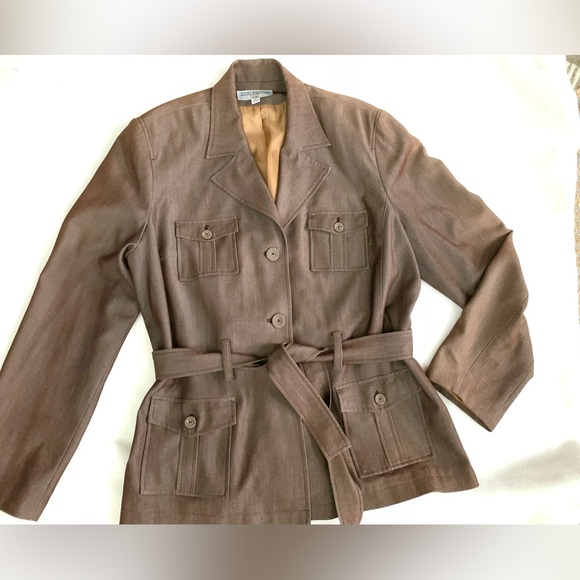 Sharagano Jackets & Blazers - Sharagano Brown Lined Utility Jacket with Belt
Heavy weight, well made, lined.